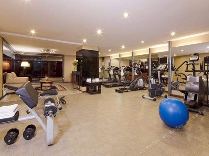 Highton Hotel Шанхай Экстерьер фото