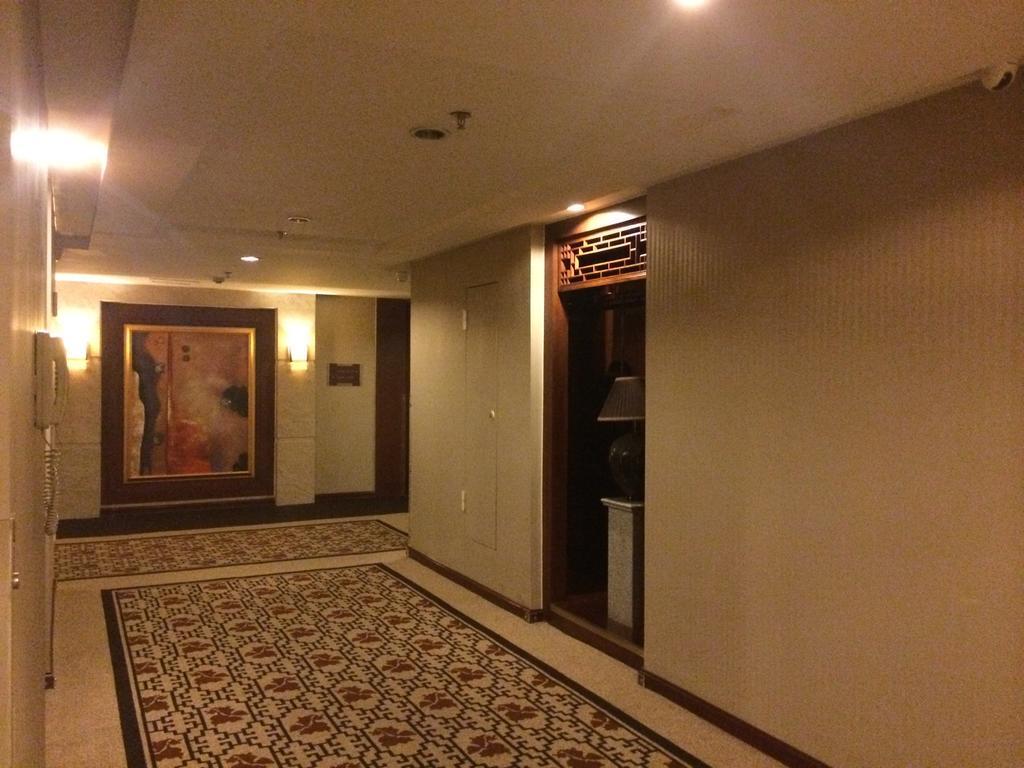Highton Hotel Шанхай Экстерьер фото